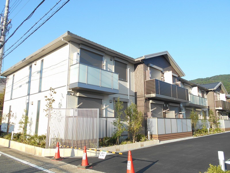 シャーメゾン日野