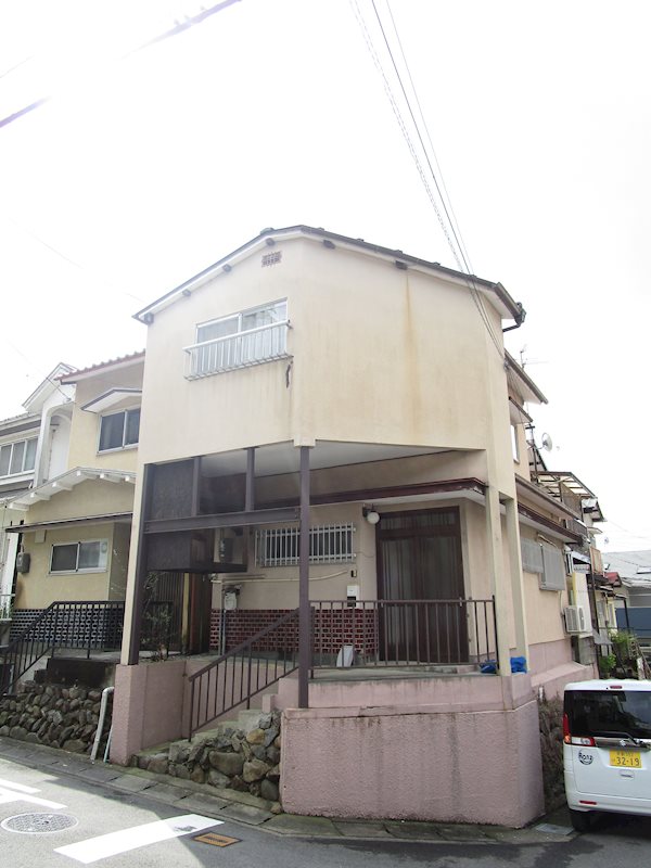 四ノ宮小金塚1-276貸家