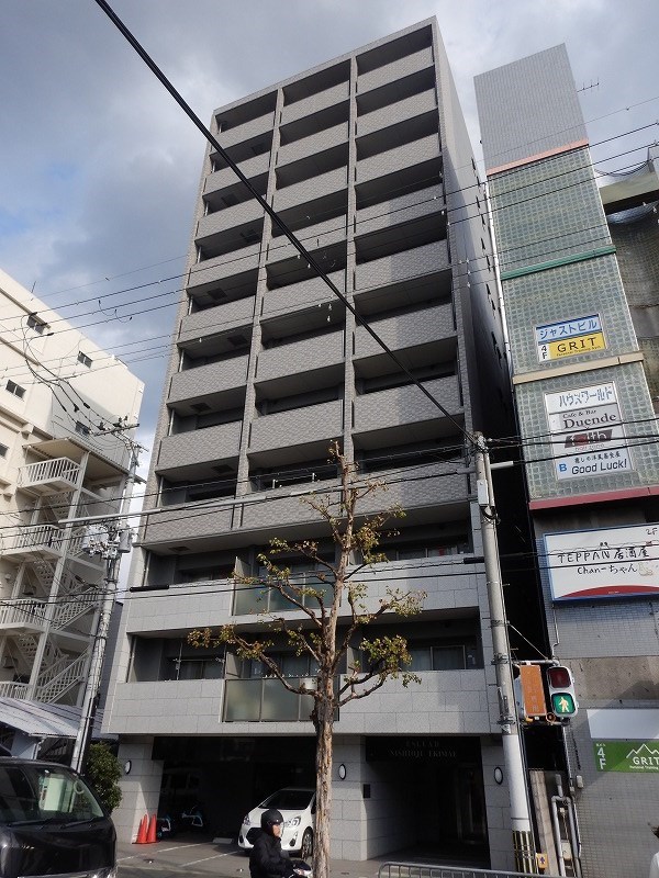 エスリード西大路駅前